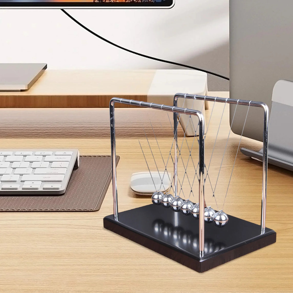 Newton Cradle Pendulum with 7 Balance Balls Desk Decor O232612