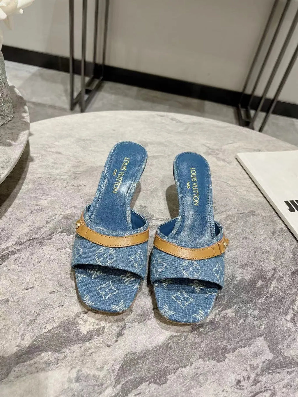 Denim Shoes D68066