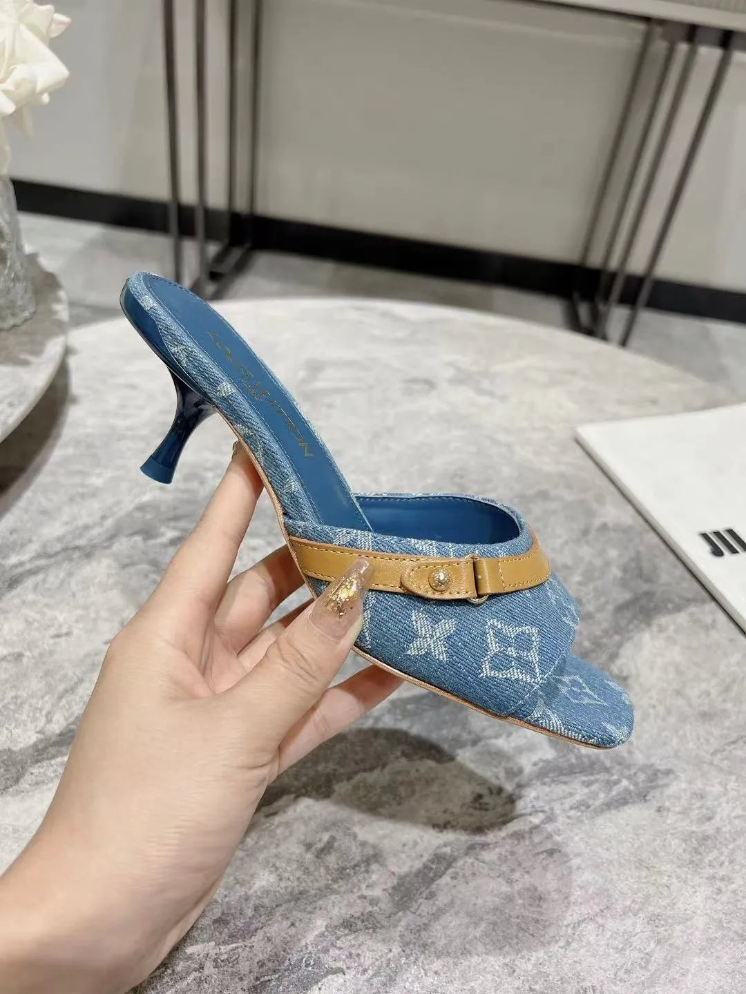 Denim Shoes D68066