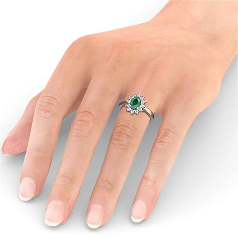 14K White Gold Oval Shape Natural Emerald Diamond Ring C41236