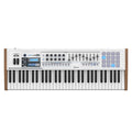 KeyLab 61 MIDI Controller with Footswitch & MIDI Cable U25697