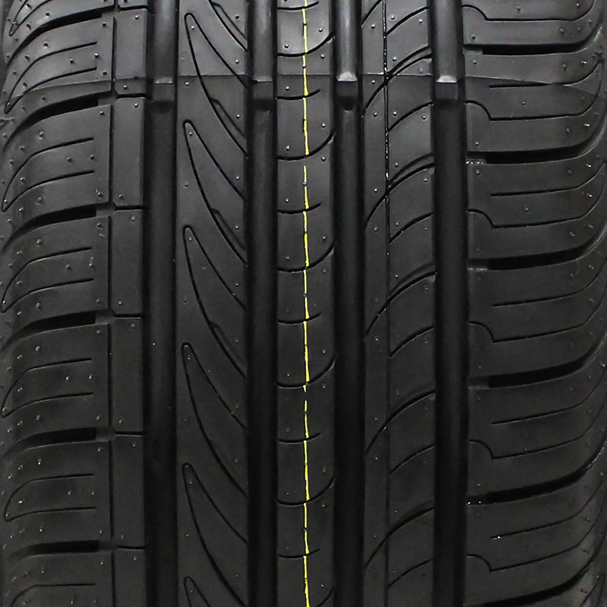 235/55R17 99W Passenger Tire Y1109