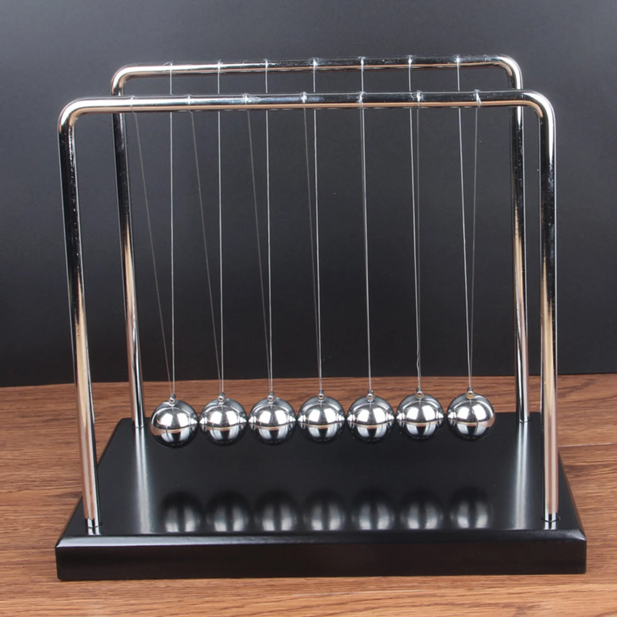 Newton Cradle Pendulum with 7 Balance Balls Desk Decor O232612