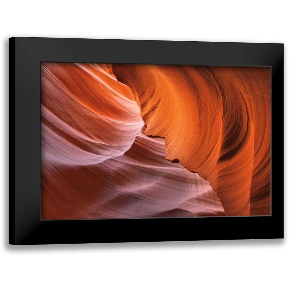 Black Modern Framed Museum Art Print G734