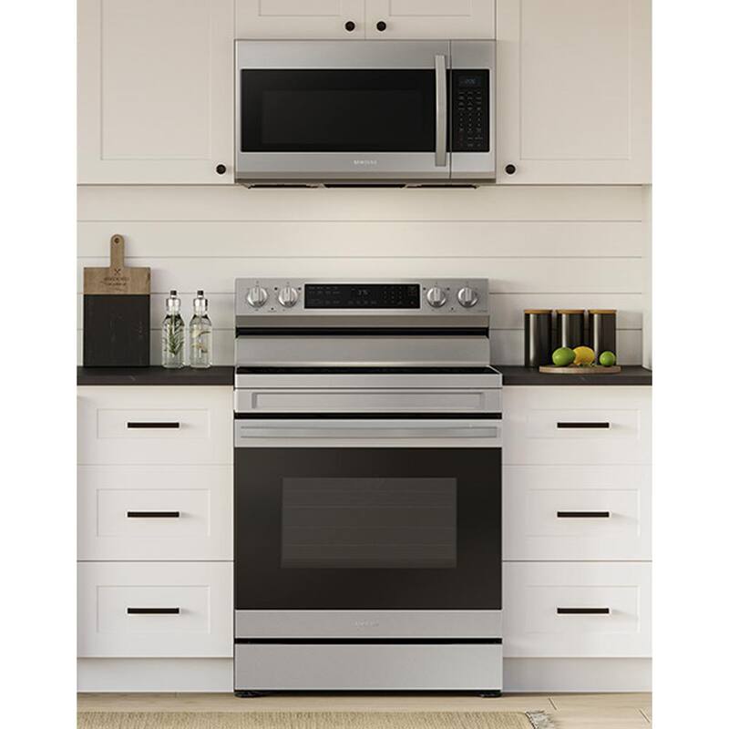 6.3 cu. ft. Convection Electric Range with AirFry in Stainless Steel T985