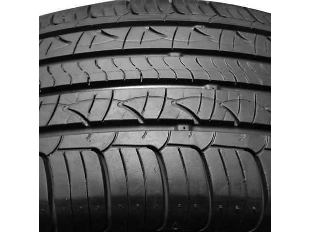 215/65R16 98V All Season Tire K102