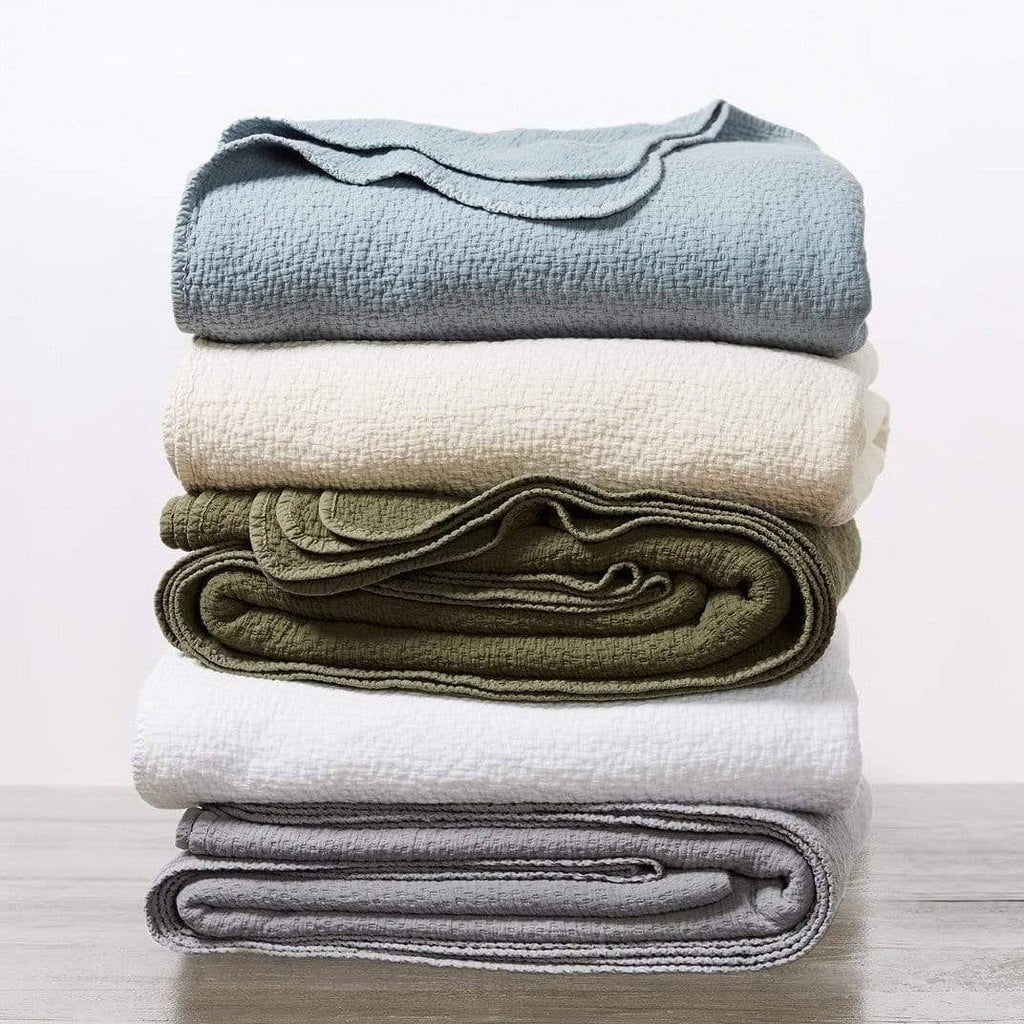 Organic King Coverlet D154159