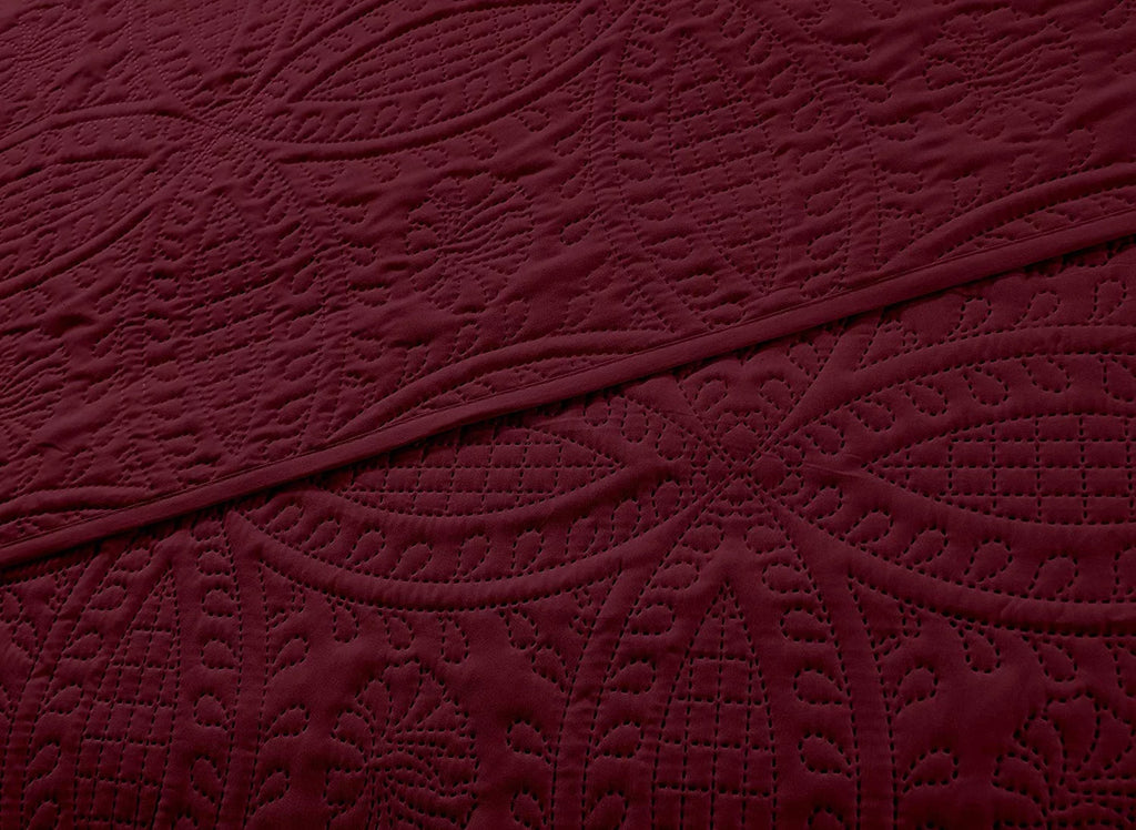 3-Piece Oversized Bedspread Coverlet Set E8634