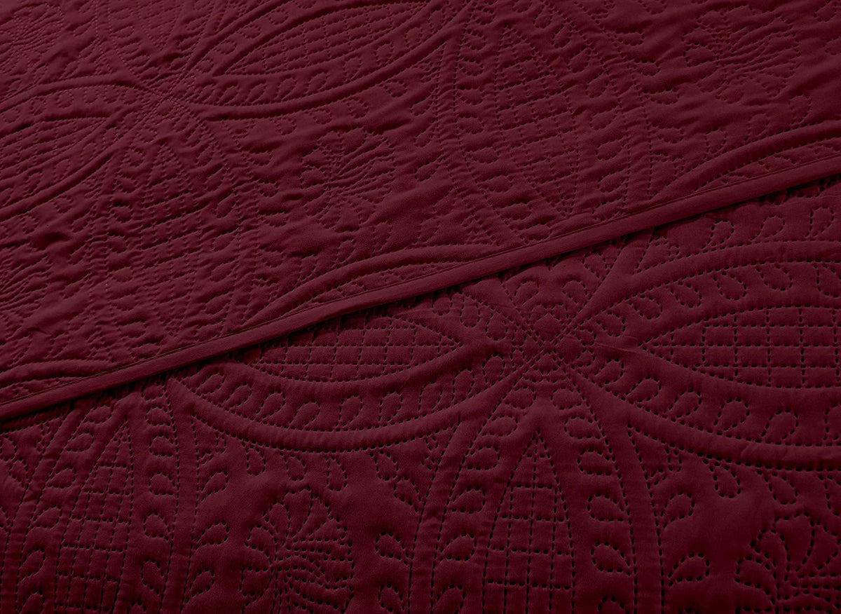 3-Piece Oversized Bedspread Coverlet Set E8634