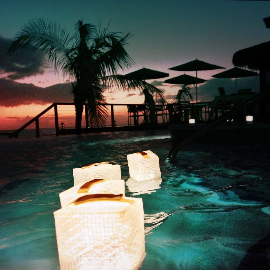 6'' Solar Powered Integrated LED Outdoor Floating Light X7541