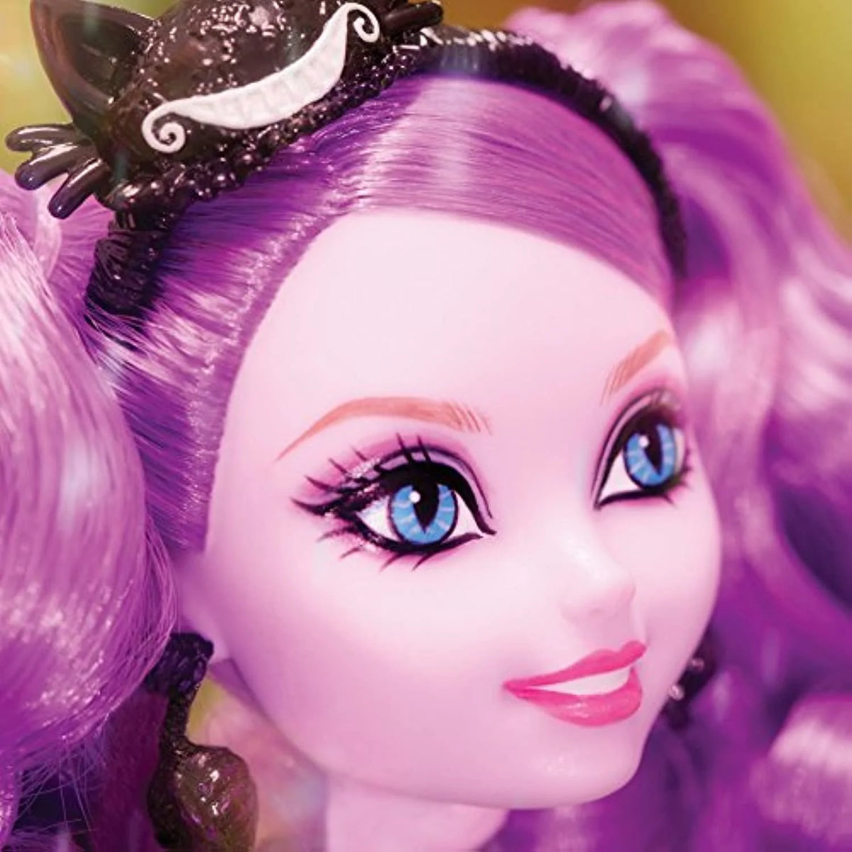 Kitty Cheshire Doll U355