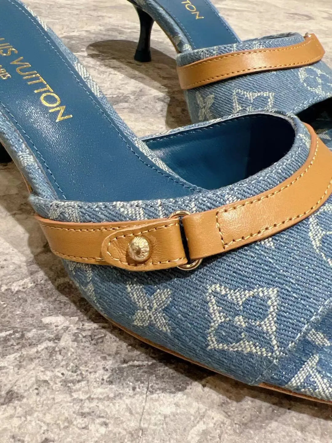 Denim Shoes D68066