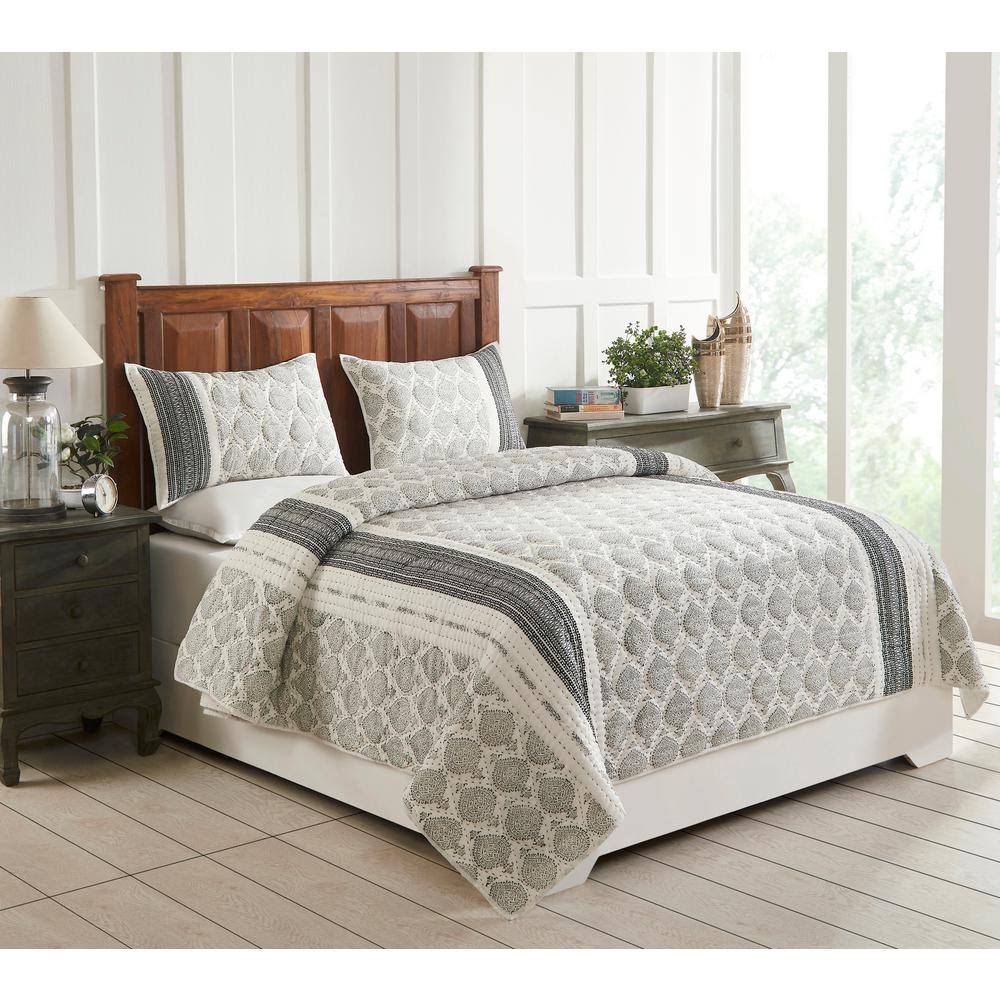 King Comforter - Black Cotton Quilt P7315