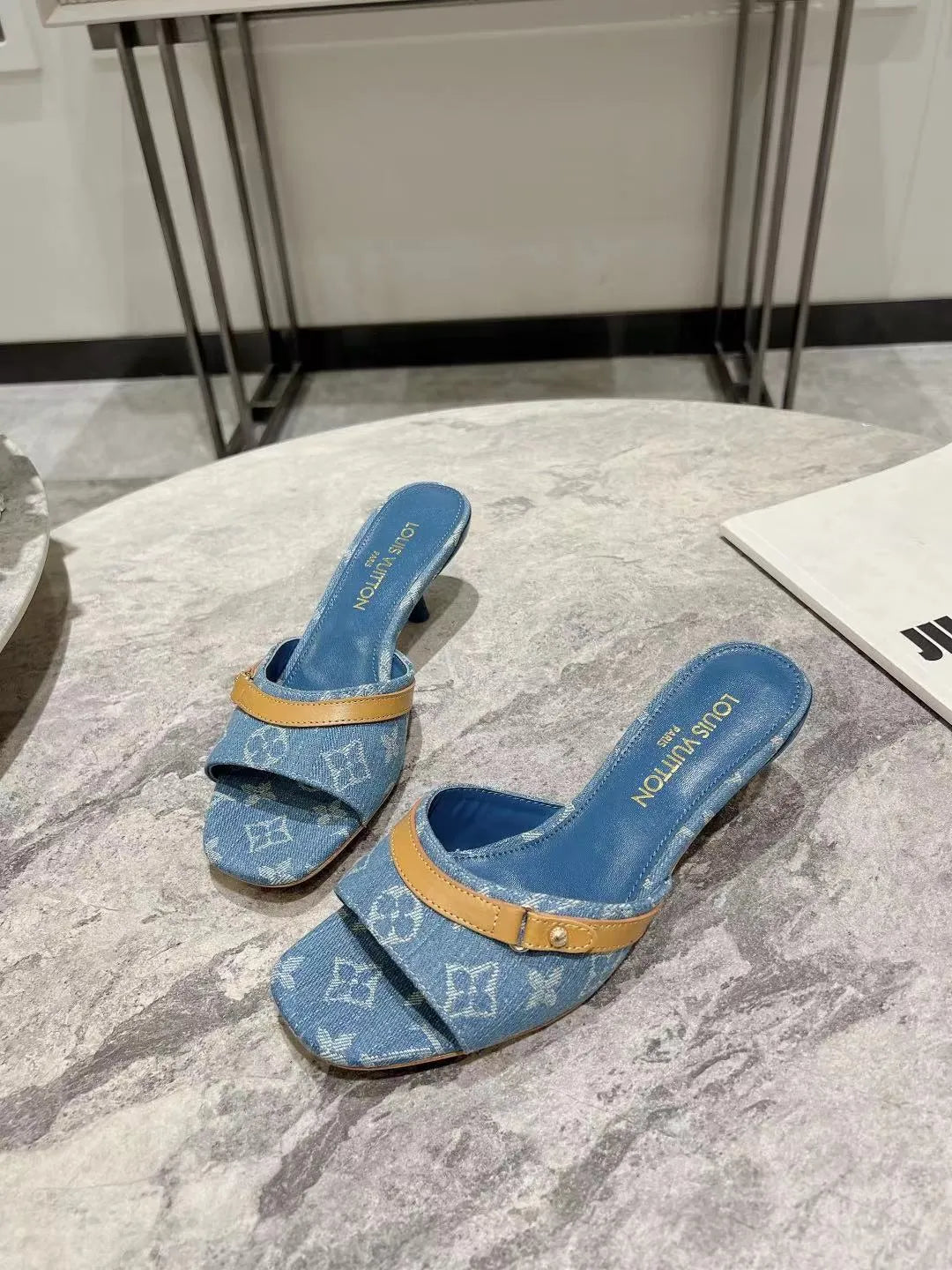 Denim Shoes D68066